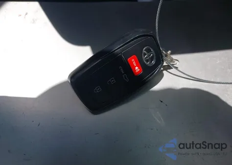 2025 Toyota Camry Se z USA, uszkodzony, nr VIN 4T1DAACK0SU088444